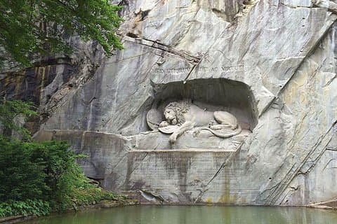 Lion Monument