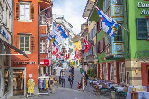 Private Tour of Zurich in 60 minutes with a Local