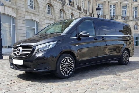 Premium Transfer from Zürich Airport or city to Davos or Klosters or back