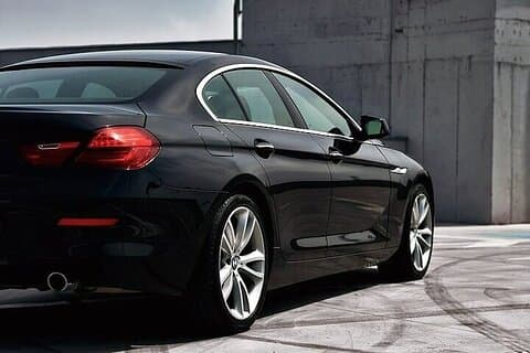 Private One-way Airport Transfer from Zurich Airport to Zurich