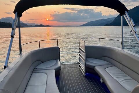 Private Sightseeing Boat Trip on Lake Thun, Interlaken