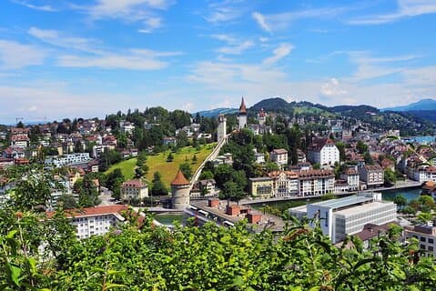 Lucerne in Two Hours: A Timeless Old Town Walk