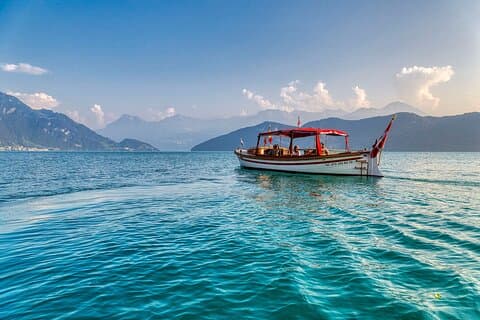 Private tour on Lake Lucerne from Weggis