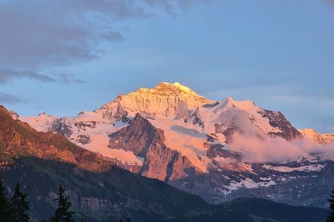 The best Sunset hike with Cheese Fondue