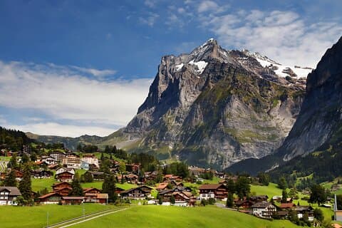 6 Day Exploring the Landscapes of Switzerland from Zurich
