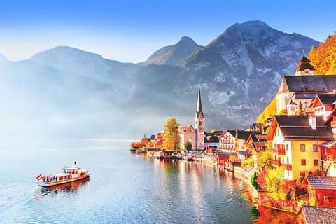 Private transfer from Zurich to Hallstatt with 2h stop in Munich