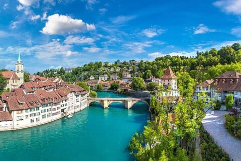 From Basel: Private Day Trip in Bern with Cheese Tasting