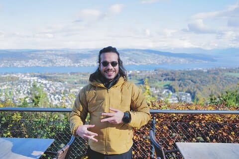 Zurich Private City Tour with Photos and Cable Car Ride