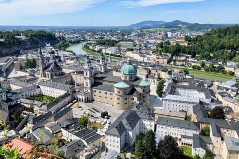 Private Transfer from Zurich to Salzburg with Dachau Stop