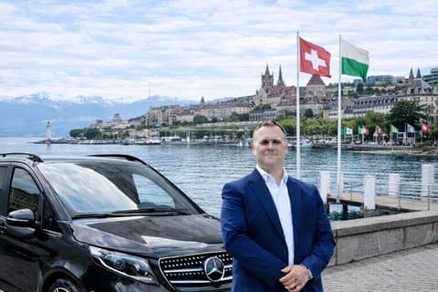 Private Day Trip from Lausanne to Glacier 3000 and Montreux