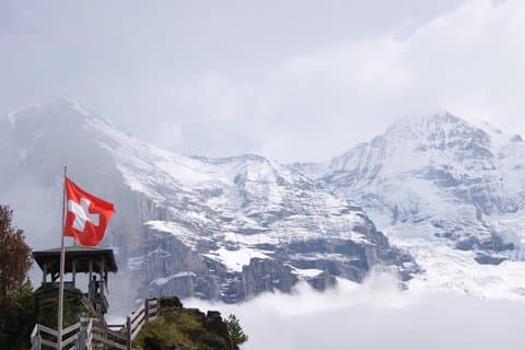 From Interlaken: Private Tour Jungfraujoch and Lauterbrunnen