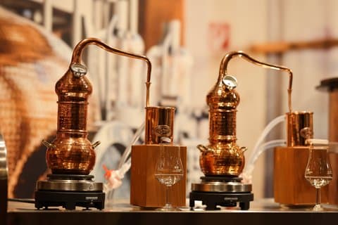 Craft Your Own Spirit A unique Distilling Experience