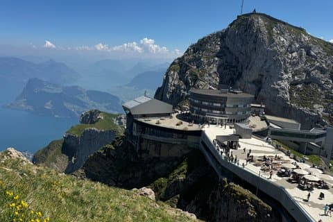 Lucerne Walking Tour and Mt. Pilatus Winter Adventure