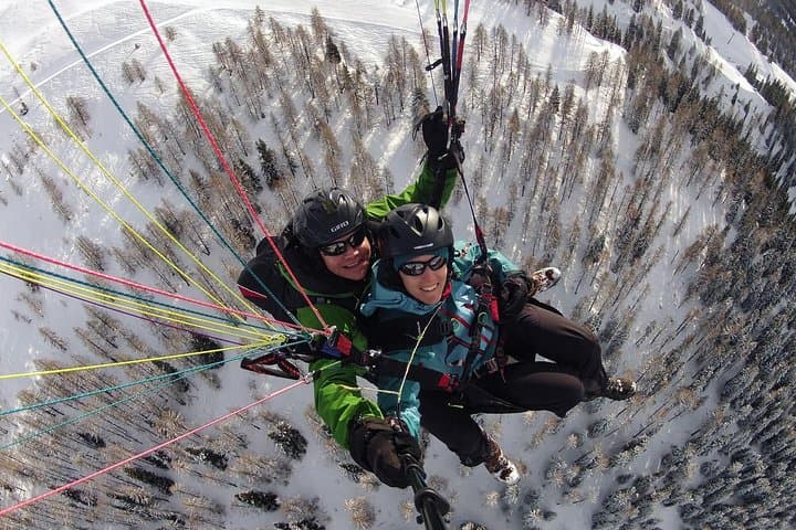 DAVOS: Paragliding Tandem Flight In Swiss Alps (Video & Photos Included)