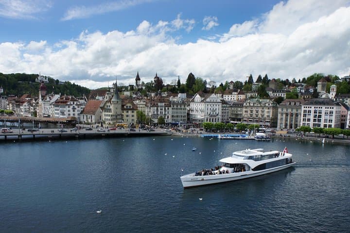 Enjoy the stunning views of Lucerne on a sightseeing cruise!