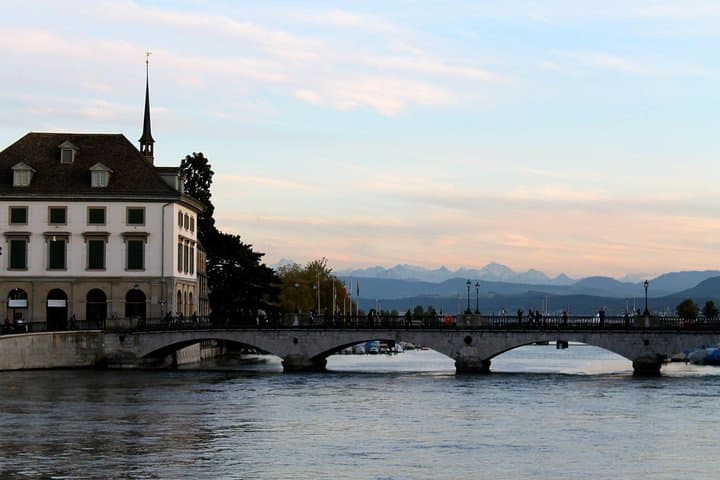Zurich Private Walking Tour with a Local