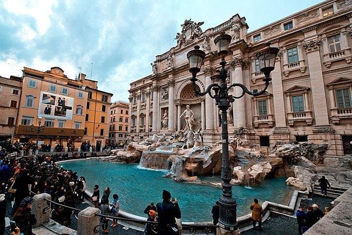 7-Day Taste of Europe Tour from Lucerne: Switzerland, Italy and France