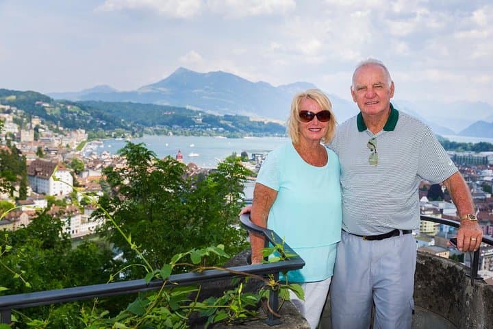 Walking tour with best scenic views