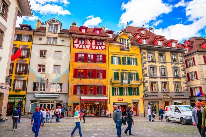 Luzern Half-Day Small Group Walking Tour incl. Lake Cruise