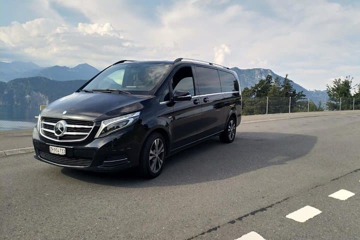 Zürich Airport to Zürich city Transfer