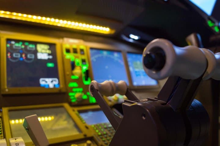 Boeing B777 flight simulator in Zurich