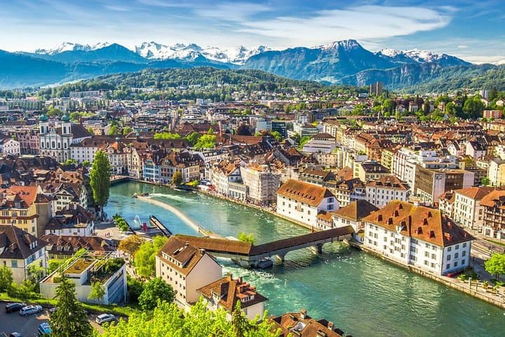 Premium Transfer from Zürich Airport to Luzern or from Luzern to Zurich airport
