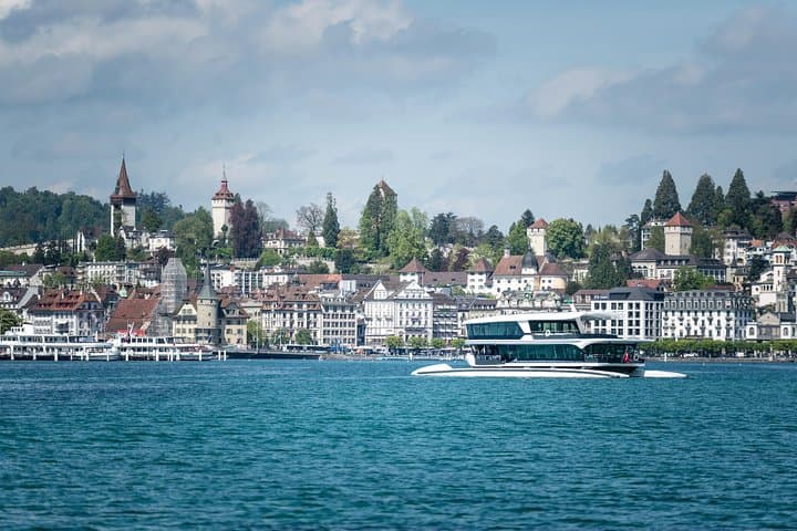 Lake Lucerne 1-Hour Catamaran Cruise