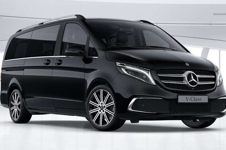 Private Transfer: Zurich Airport ZRH to Lucerne by Luxury Van