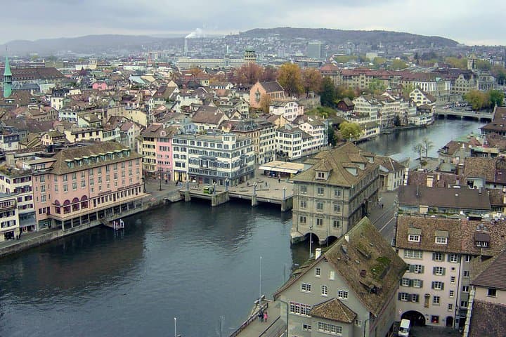 Private Walking Tour of Zurich with private official tour guide