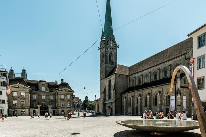 Discover Zurich's Old Town