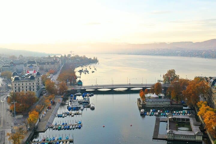 Full-Day Private Zurich Sightseeing Tour and Chocolate Tasting