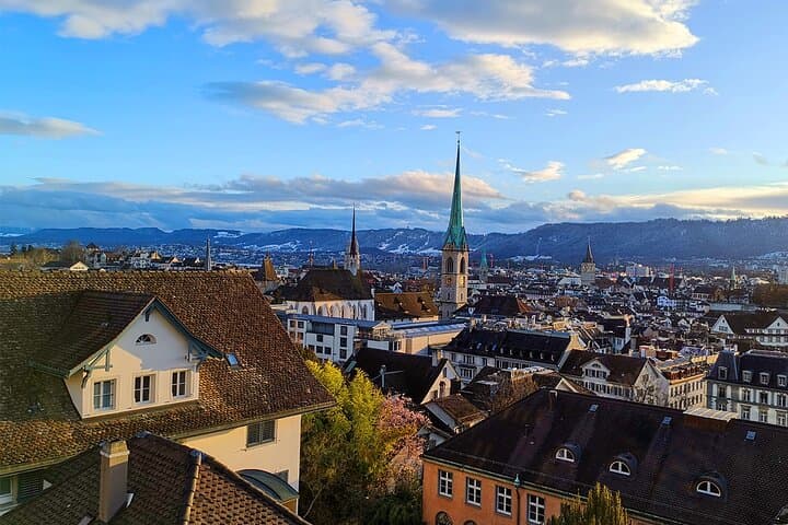 Full-Day Private Zurich Sightseeing Tour and Chocolate Tasting
