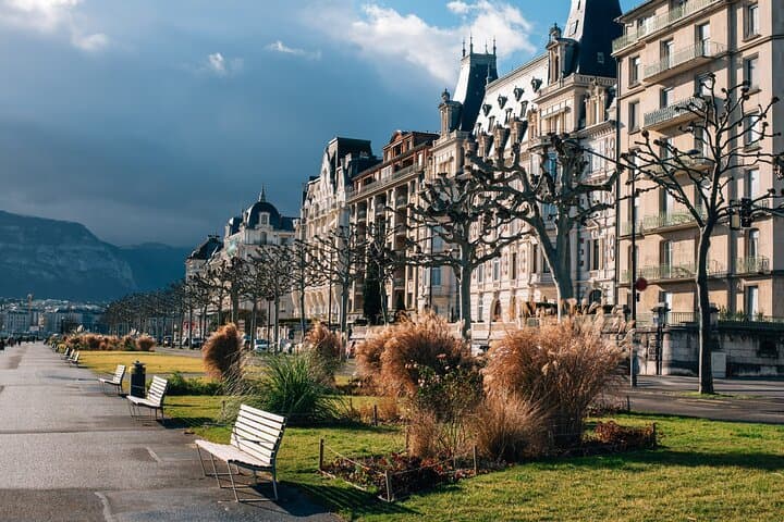 Highlights of Geneva: Dark History Quest Experience