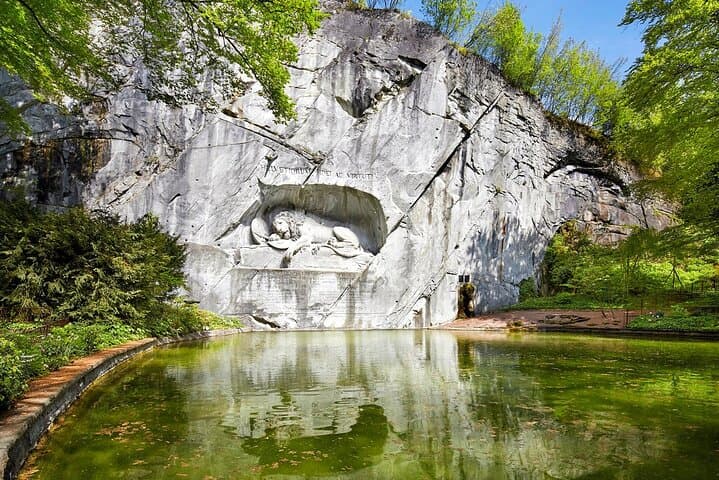 Lion Monument World-Known Lucerne