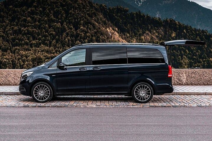 Montreux to Geneva one way Private Transfer