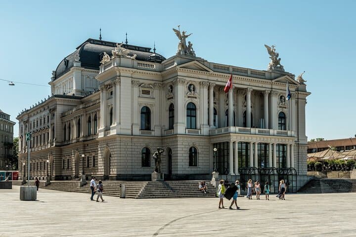 Zurich Highlights City Tour with Optional FIFA Museum Ticket