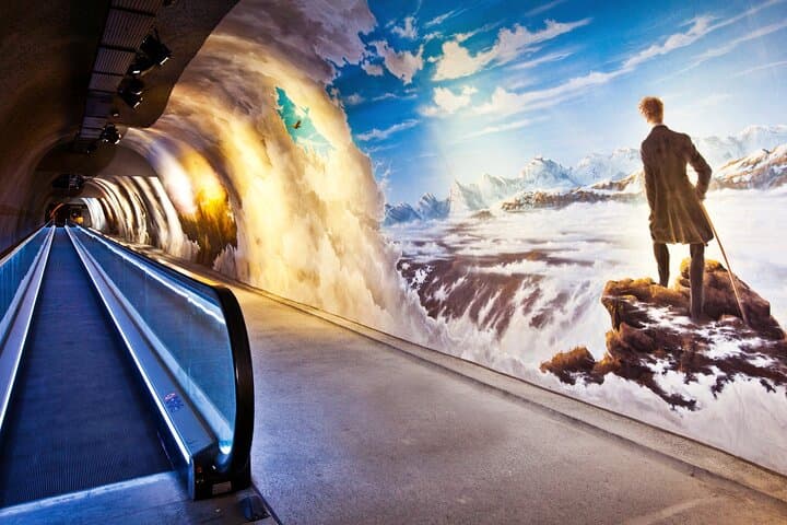 Panoramic tour to Jungfrau, Top of Europe with Skyglass Roof Bus