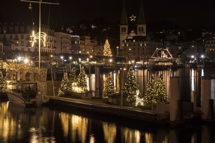 Private Lucerne Christmas Heritage Walking Tour w/ Local Guide