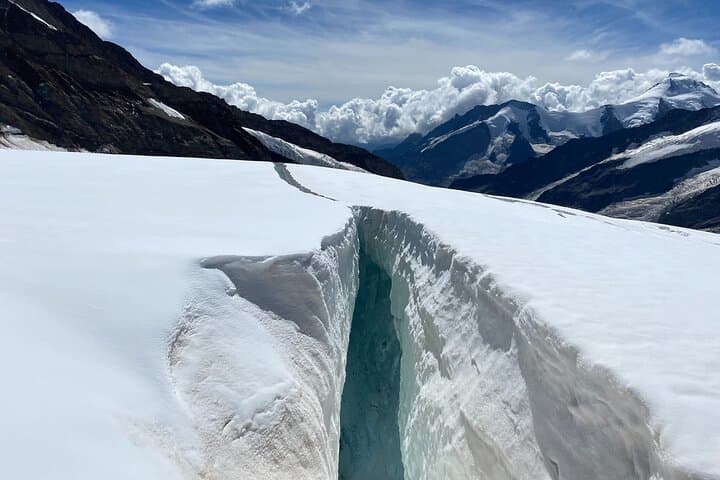 Jungfraujoch & Lauterbrunnen Alpine Tour | From Lucerne