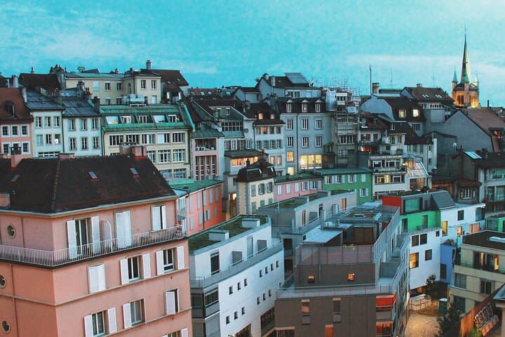 Explore Lausanne in 60 minutes with a Local