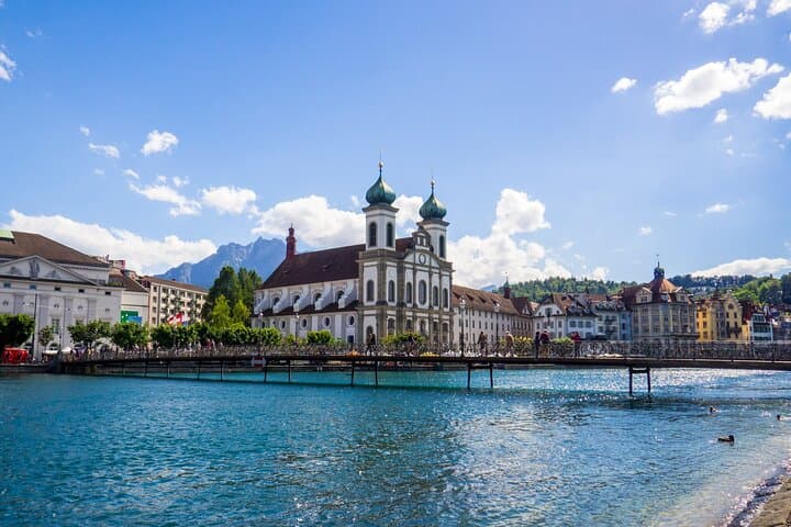 Explore Lucerne in 60 minutes with a Local