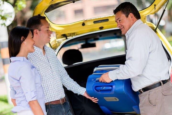 Private One-way Airport Transfer from Zurich Airport to Zurich
