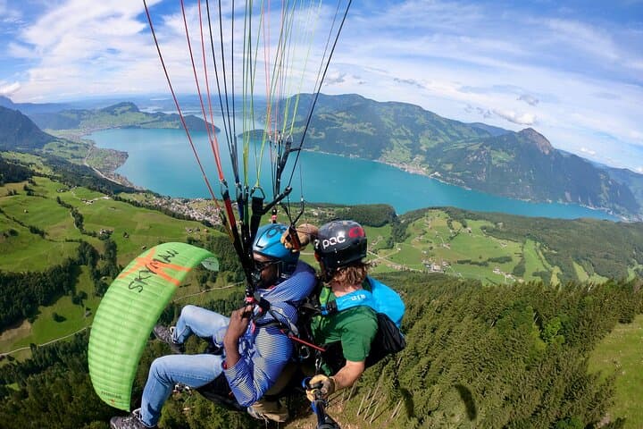 Luzern / Lucerne Professional Paragliding Tandem Flights