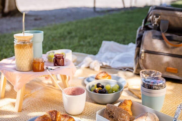 Breakfast Picnic for 2 at lake Lucerne
