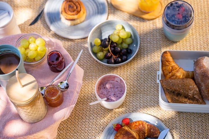 Breakfast Picnic for 2 at lake Lucerne