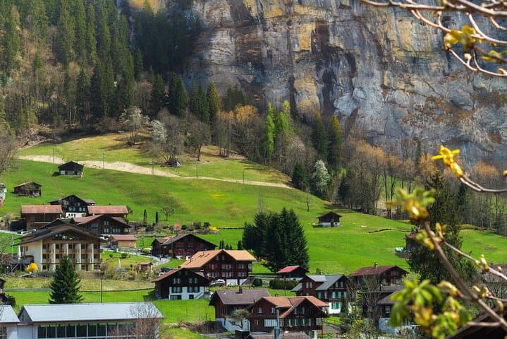 Full Day Tour to Zürich including Rhine Falls