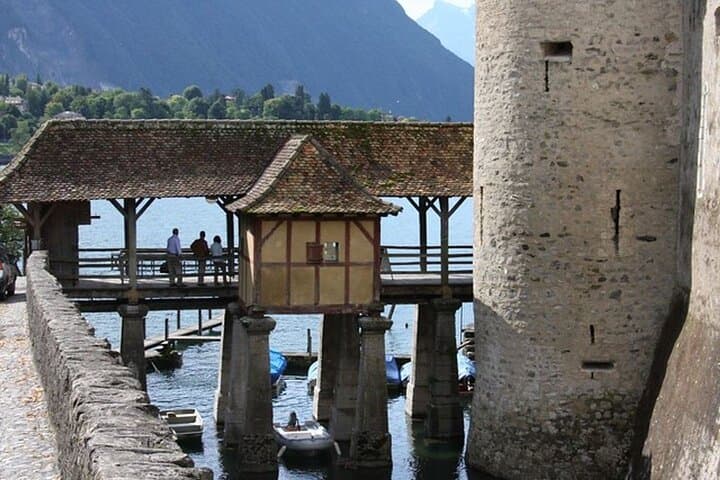 Full Day Private Tour to Geneva - Montreux and Chillon Castle