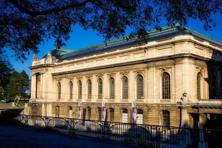 Geneva to Jungfrau full Day Private Trip