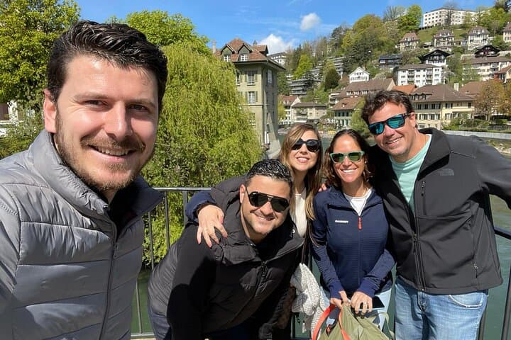Private Tour to Swiss Capital, Castles & Lakes by Car from Zurich