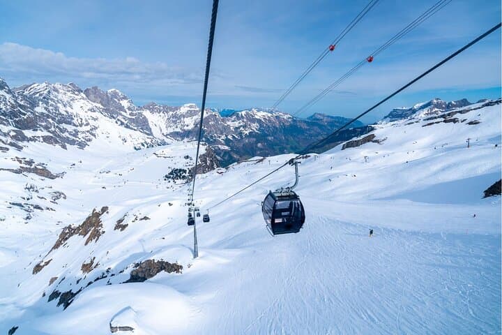 Interlaken: Private Day Trip to Mount Titlis, Engelberg & Lucerne